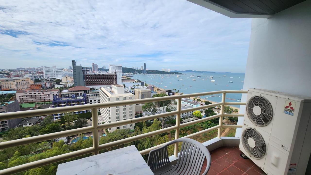 Condo Express View Talay 6 Pattaya Exterior foto