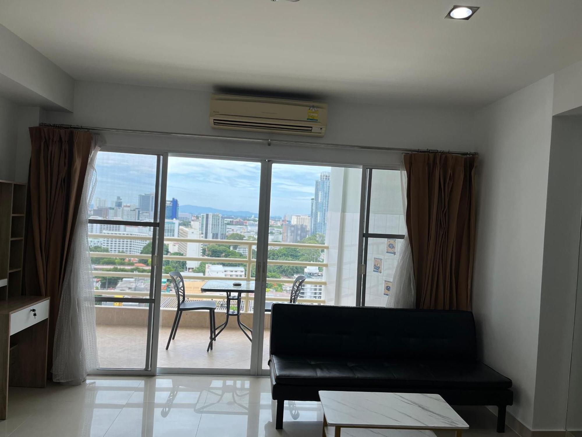 Condo Express View Talay 6 Pattaya Exterior foto