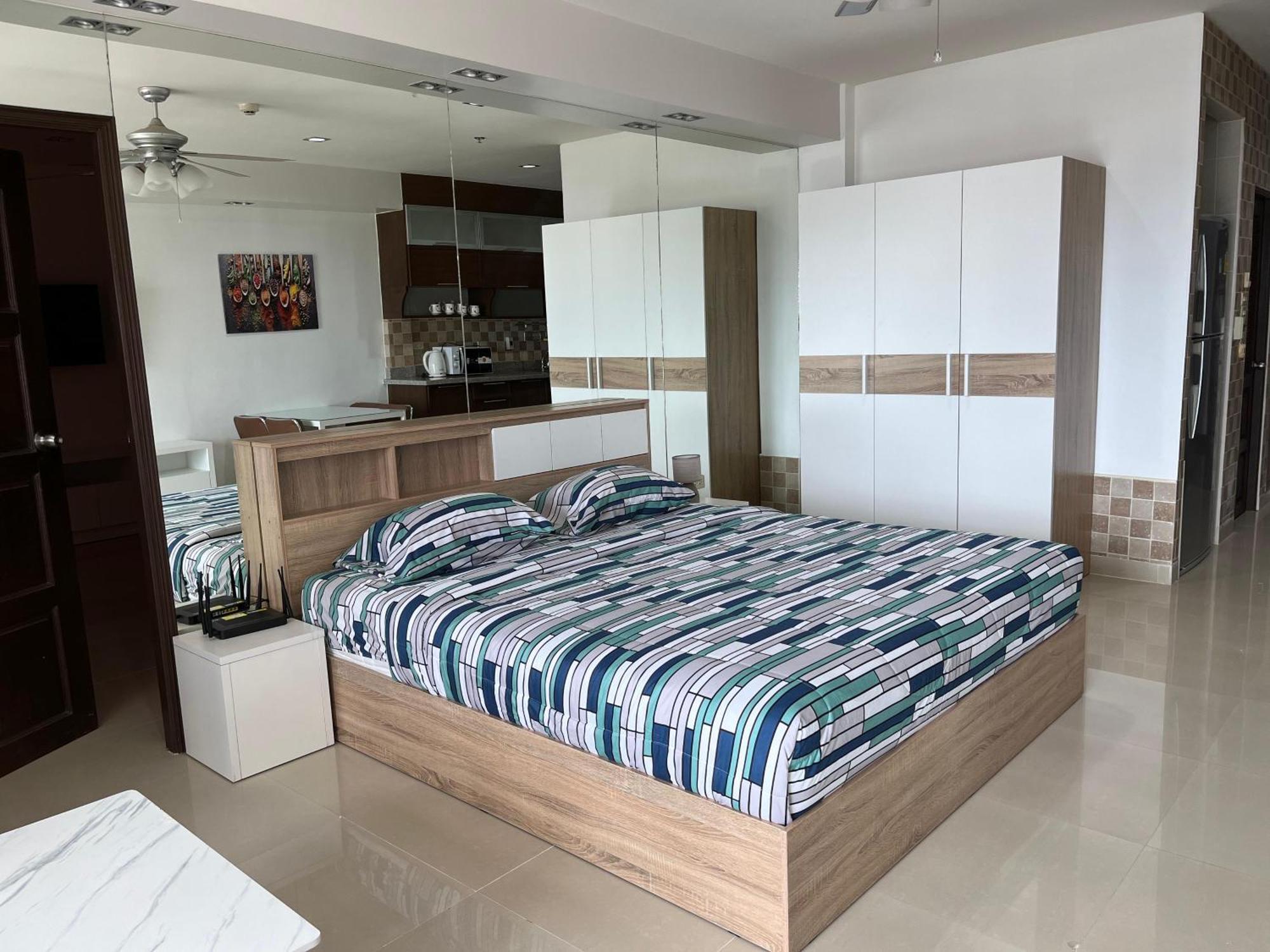 Condo Express View Talay 6 Pattaya Exterior foto